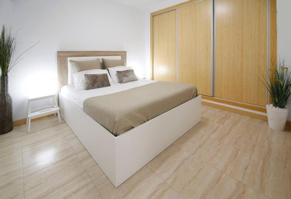 Apartamentos Puerto Nova كارتاخينه المظهر الخارجي الصورة